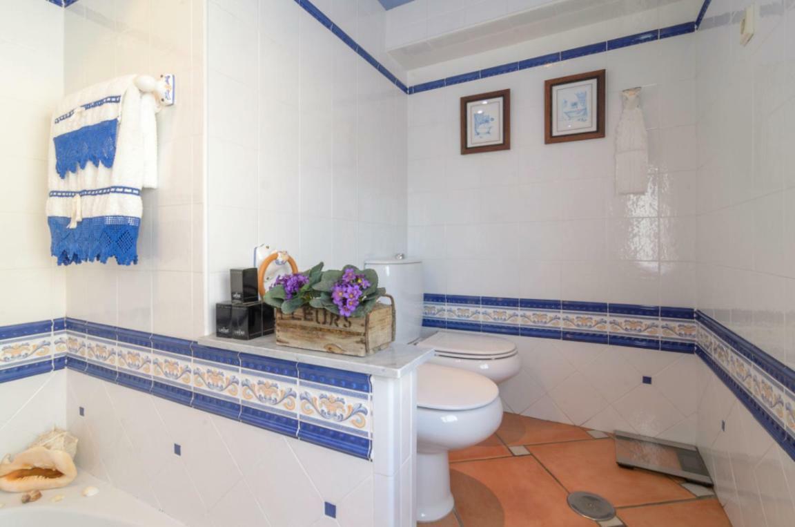 Habitaciones En Casa Centrica Con Piscina Almuñécar Exterior foto