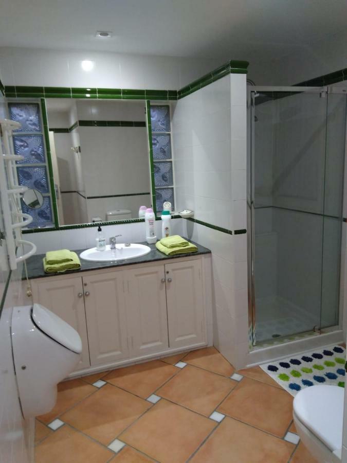 Habitaciones En Casa Centrica Con Piscina Almuñécar Exterior foto